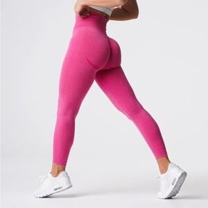 NVGTN Contour Seamless Leggings Fuchsia - Extra Small (XS)